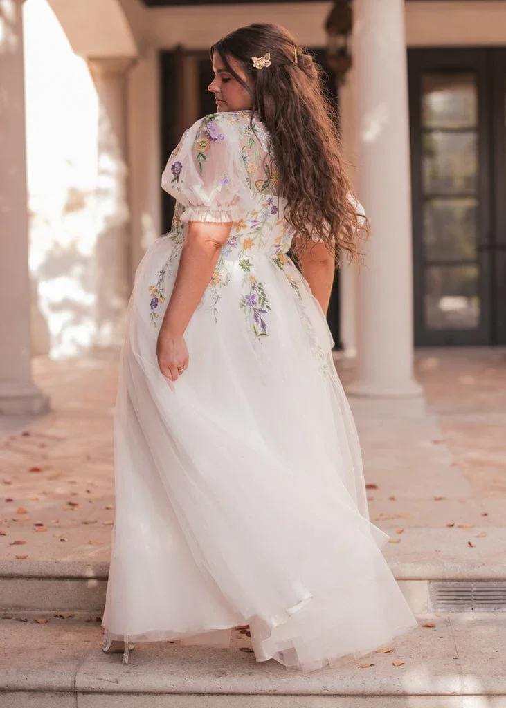 Alba Dress - Image 9