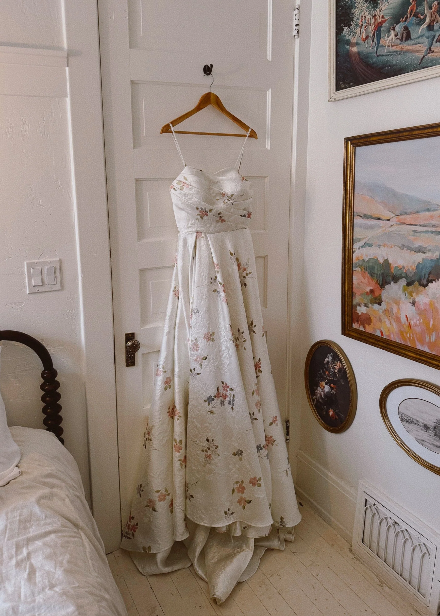 Arabella White Floral Jacquard Pleated Slit Maxi Dress - Image 3