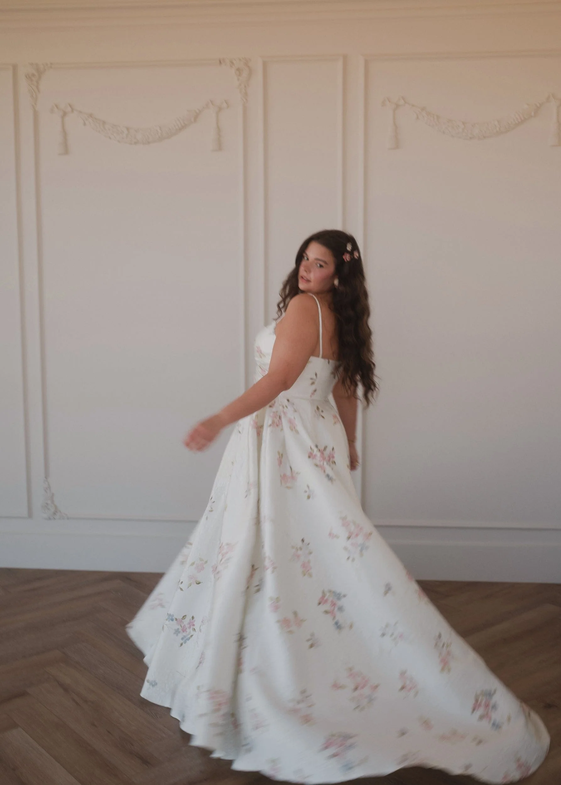 Arabella White Floral Jacquard Pleated Slit Maxi Dress - Image 7