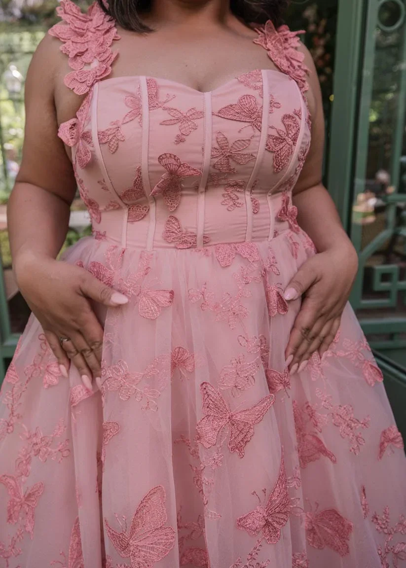 Mariposa Dress - Image 4